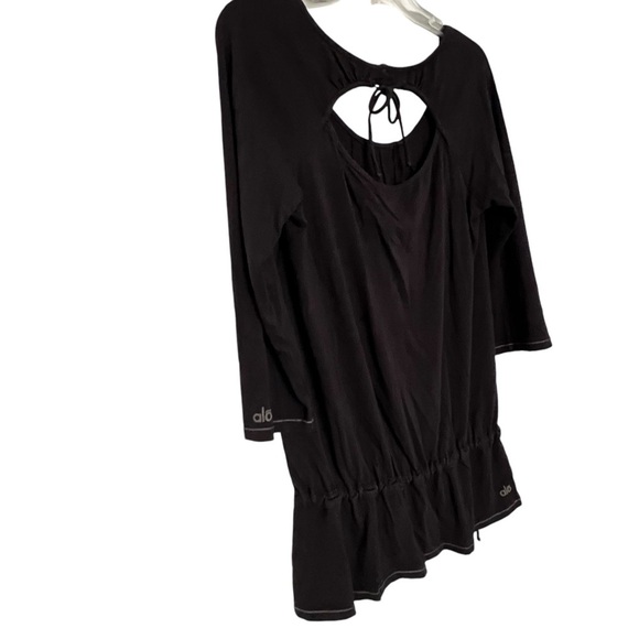 ALO Yoga Bamboo Blend Keyhole Open Back Top Tunic Drop Cinch Waist Size Medium - Picture 9 of 15